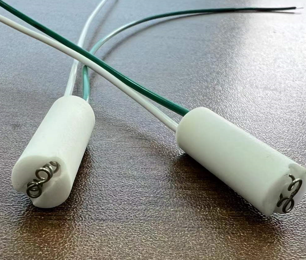 High Temperature K Type Thermocouple with Ceramic Housing 300–1200°C